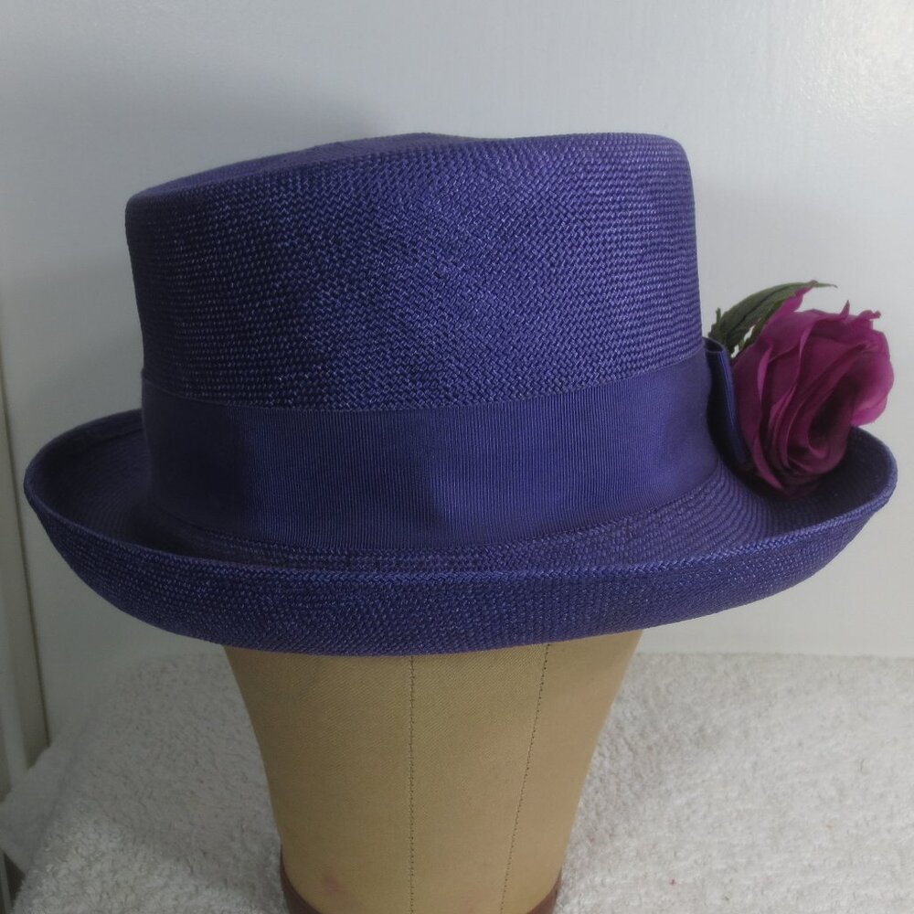 Miss Bierner Hat Purple Vintage Porkpie Woven Straw Rose Pin Unisex Size 7 1/4